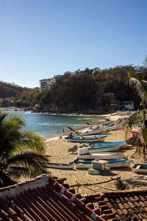 A Complete Guide to Playa Zipolite Beach in Mexico